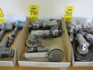 LOT (4) DESCO AIR GRINDERS (W-51) LOADING & HANDLING FEE $5-